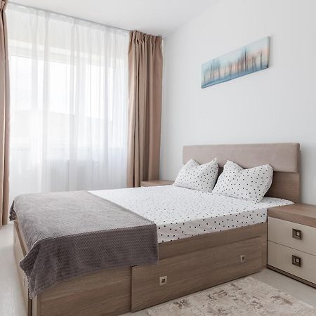 Riverside Retreat Oradea Luaran gambar